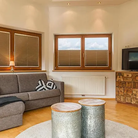 Semi-detached House Sportchalet Zillertal, Uderns
